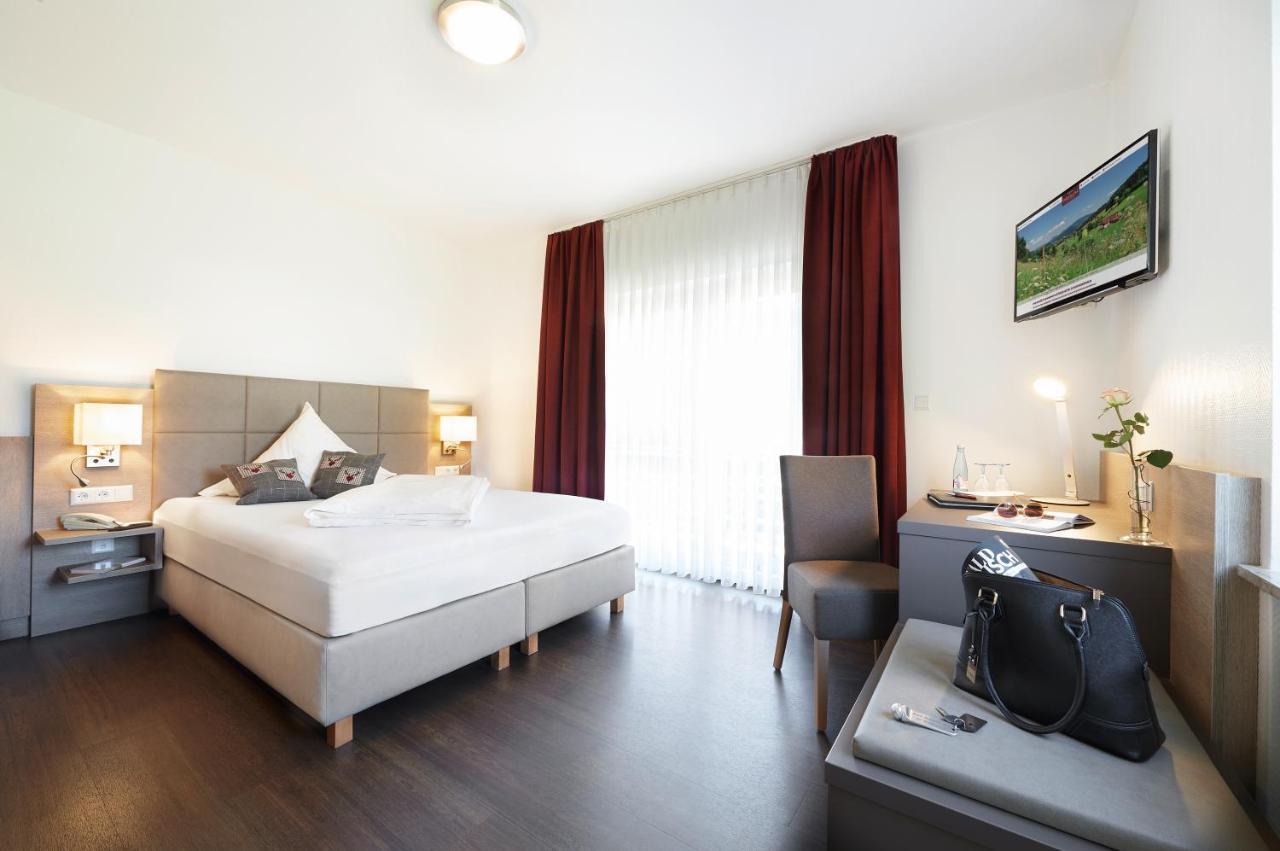 Hotel Badischer Hof Μπίμπεραχ Εξωτερικό φωτογραφία