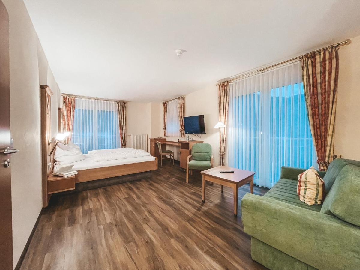 Hotel Badischer Hof Μπίμπεραχ Εξωτερικό φωτογραφία